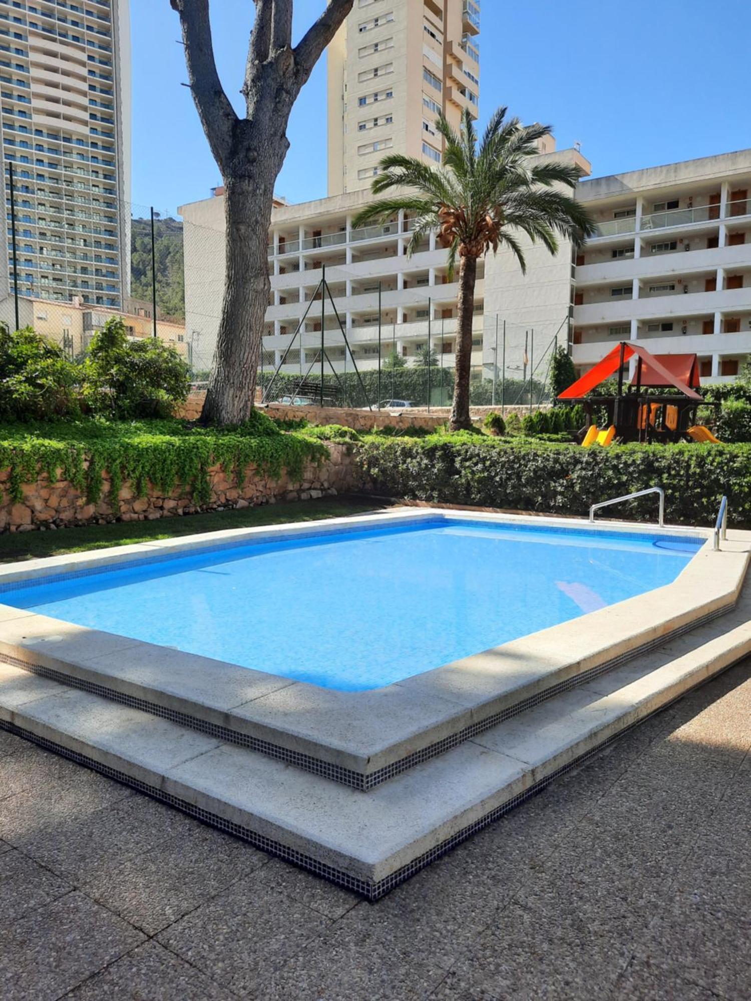 Playmon Holiday Apartment Бенидорм Экстерьер фото
